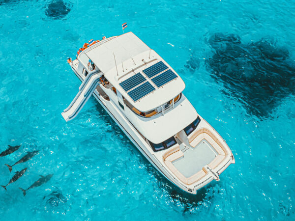 Signature Phi Phi Island Tour by Luxury High-Speed Catamaran – Moonlight (SIC), Phuket