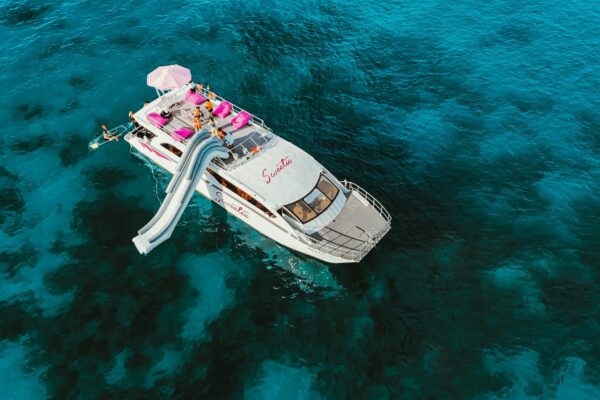 Signature Phi Phi Island Tour by Luxury High-Speed Catamaran – Sweetie (SIC), Phuket